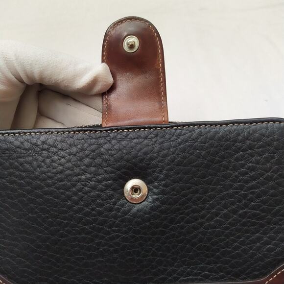 Dooney & Bourke Black Pebbled Lether Credit Card Zip Around Bifold Wallet - Picture 8 of 16